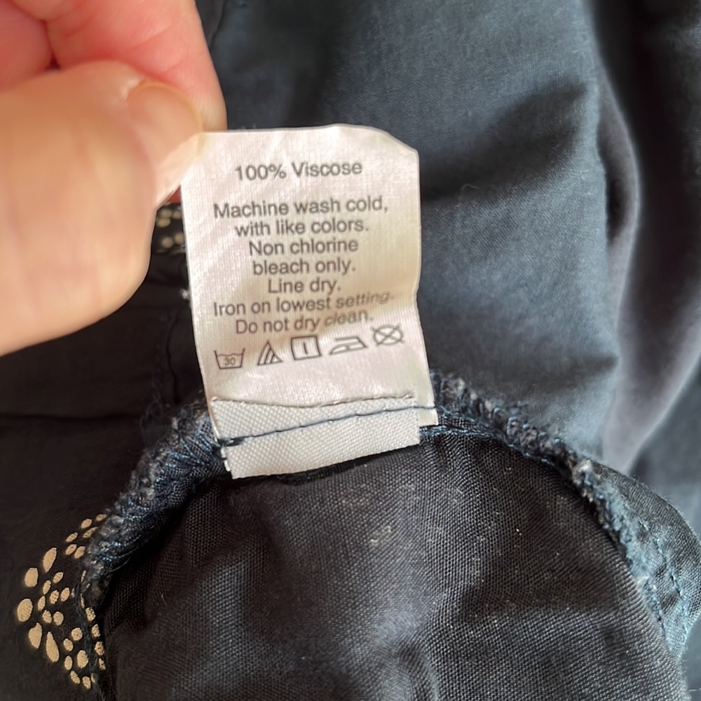 Madewell Navy Floral Shorts Size Small - Picture 7 of 7